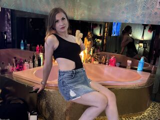 masturbating girl IsaEthan