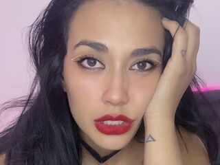 masturbating camgirl IsabellaLisa