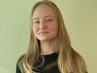 beautiful webcamgirl JeniferFerrarini