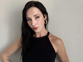 masturbating camgirl JennifferRois