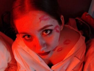 teaser web cam JuneGutierrez