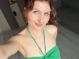 closeup pussy cam KarmenZeinert