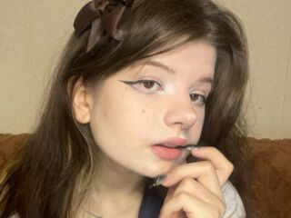 naughty camgirl masturbating with vibrator KarolynBerendzen