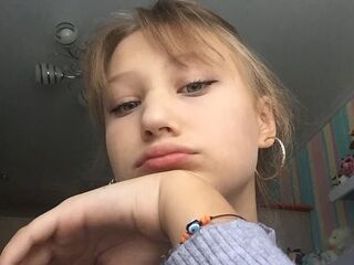 cam girl chatroom LakeeshaBrimmer