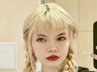 nude webcamgirl picture LatashaLafevre