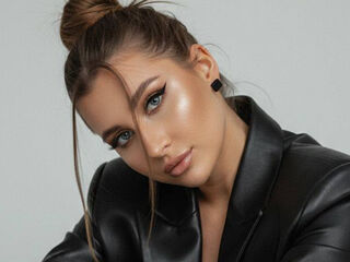 livesex LauraDeans