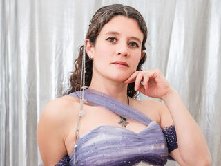 beautiful cam girl LiaSannin