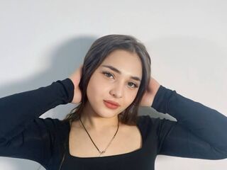 masturbating camgirl LiaSchlotte