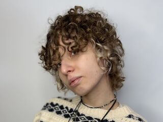 naked cam girl fingering pussy LilianHasegawa