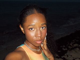 girl fingering shaved pussy LilithAnnabell