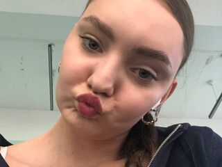 naughty cam girl masturbating with dildo LourdesFronk