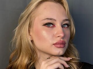 live sex webcam LucileNeuburger