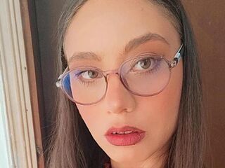 camwhore fingering pussy MadeCristine