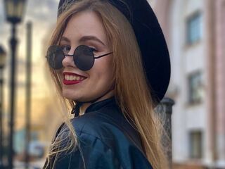 free cam photo MaiaOshman