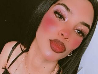 naked cam girl masturbating with sextoy MeliRoots