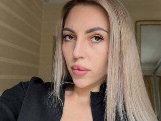 cam slut chat room MelisaDee