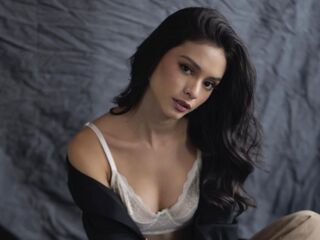 webcam girl chatroom MiaFerragamo