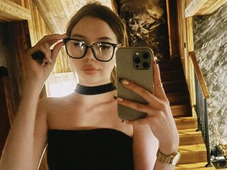 live porn web cam MiaForester
