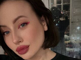 sexy cam girl MiaPeaches