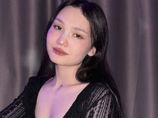 girl fingering shaved pussy MilaBoeck