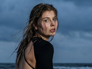 chat room cam MilaOlivers