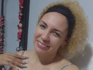 fingering cam whore MireyaVidal