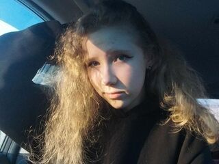 girl topless NancyLindemann