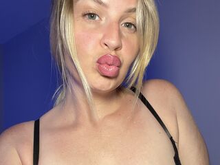 camgirl picture PeachyyBunnyy