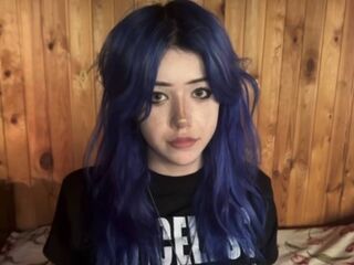 hot cam girl fingering shaved pussy PixieFrost