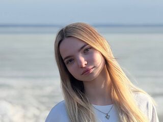 hot cam girl masturbating with vibrator RaguelMetenosky