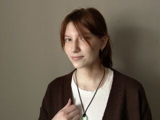 nude cam girl photo RenataLaughner