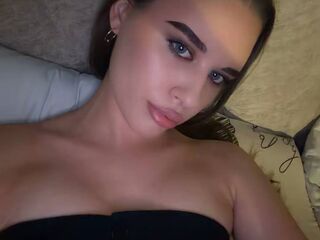 chatroom sex RhiannonJumper