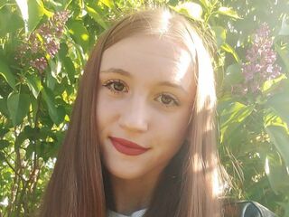 naked girl with webcam masturbating with vibrator RickiCriblez