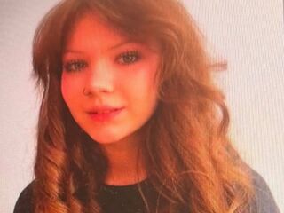 fingering webcam girl RosieWalmont