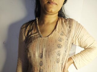 dity cam show RubbynaKhan