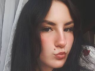 nude webcamgirl picture SadeLanden