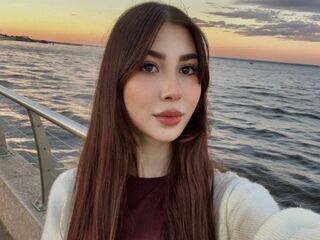 webcam girl chatroom SadeLazcano