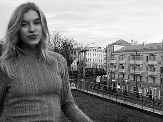 naked cam chatroom SallyRodwell