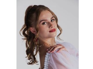 closeup webcam SharriLangolf