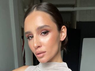 naked webcam girl fingering ShawnNoor