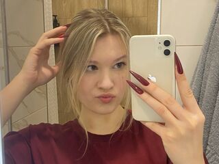 sexwebcam picture SkyeDavi