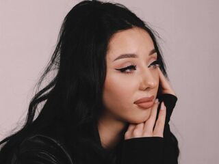 camgirl showing tits SoledadZale