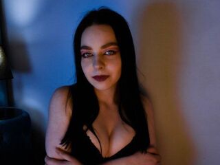 camgirl playing with vibrator SonyaBellik