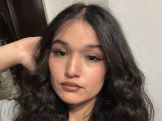 camgirl chat room SorayaBenezra