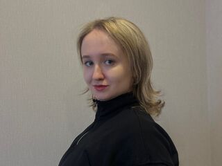 camporn live SuzannKernes