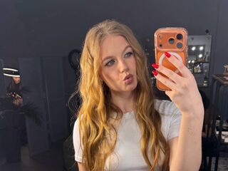fingering girl webcam picture TainaSaffo