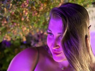 adult webcam chat TarahZullo