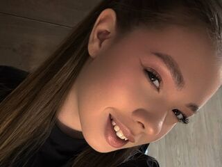 cam chatroom TessaSun