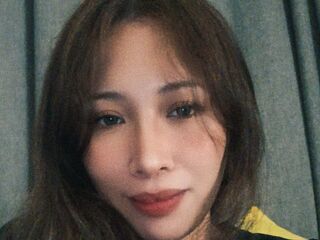 hot strip tease web cam ThylaMax