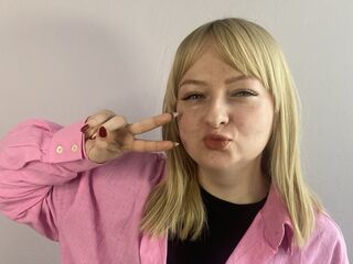 camwhore masturbating with sextoy TifanyRivenburgh
